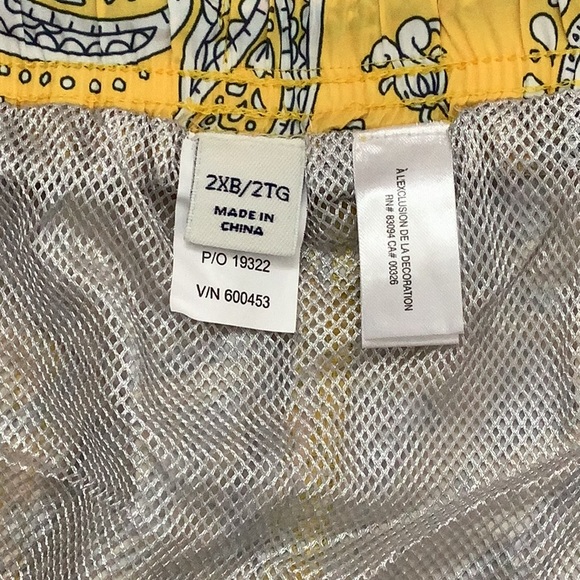 Cutter & Buck Swim Trunks - Picture 3 of 6